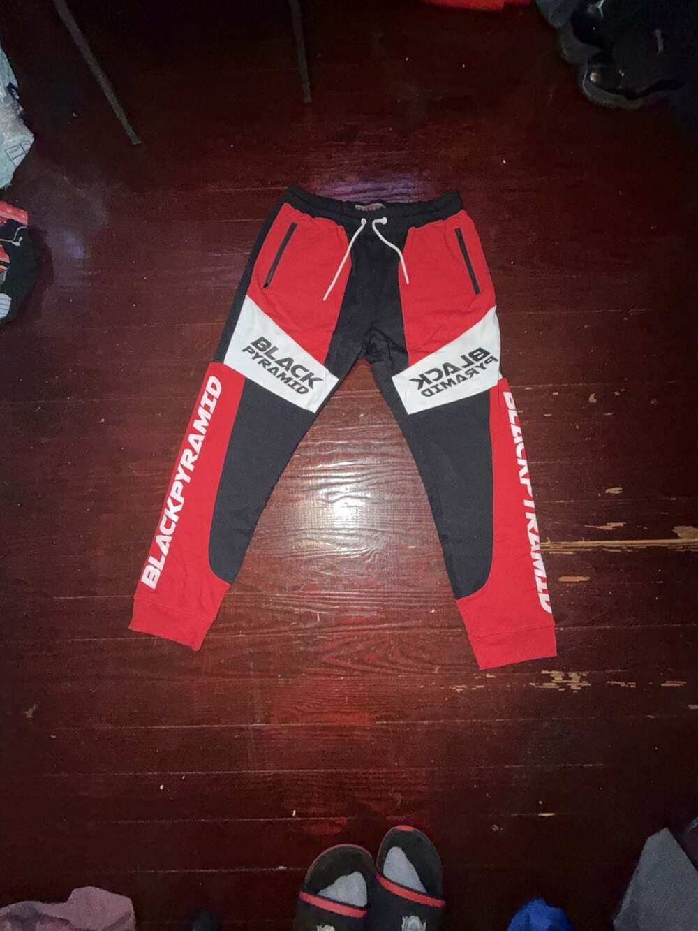 Black Pyramid Chris Brown Colorblock Sweatpants Joggers Red Black White Size XL